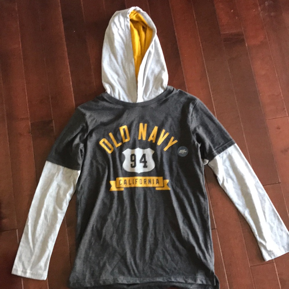 Boys long sleeve hooded T-shirt